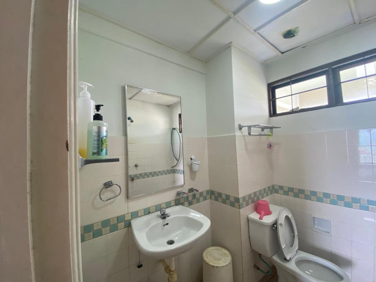 D' Sea View Apartment Port Dickson Bagian luar foto